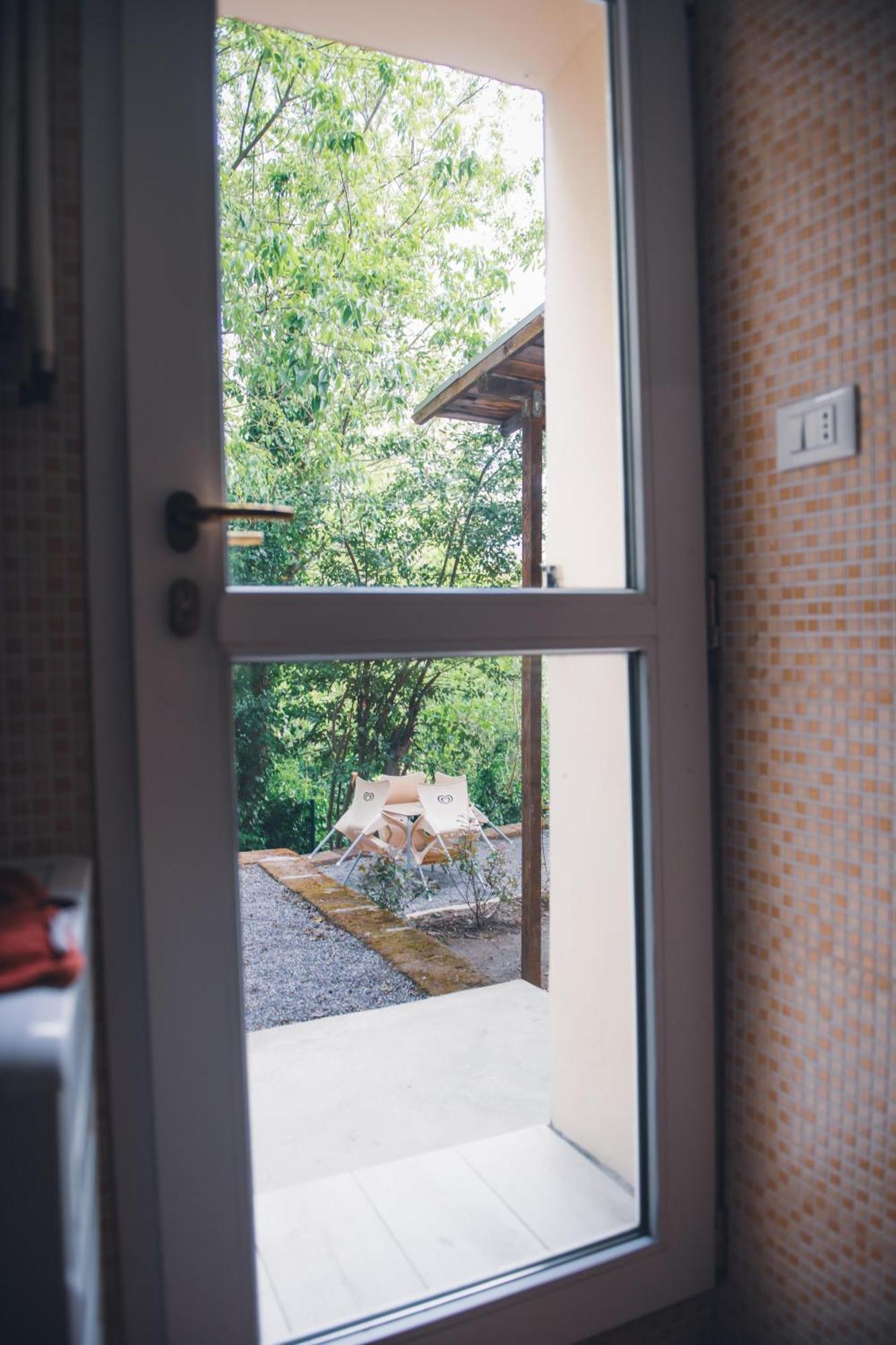 Home Peterpan, B&B Direttamente Sulla Piazza Casal Fiumanese Exterior photo